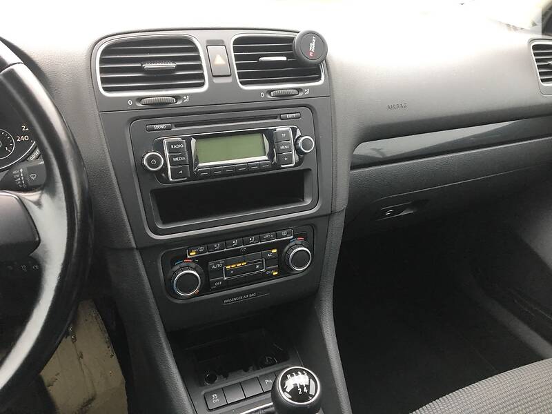 Хетчбек Volkswagen Golf 2010 в Тернополі
