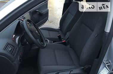 Хэтчбек Volkswagen Golf 2009 в Виннице