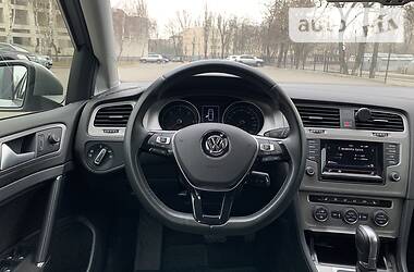 Хетчбек Volkswagen Golf 2014 в Києві