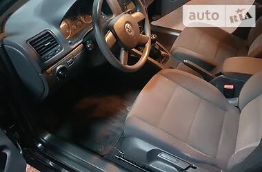 Хетчбек Volkswagen Golf 2004 в 