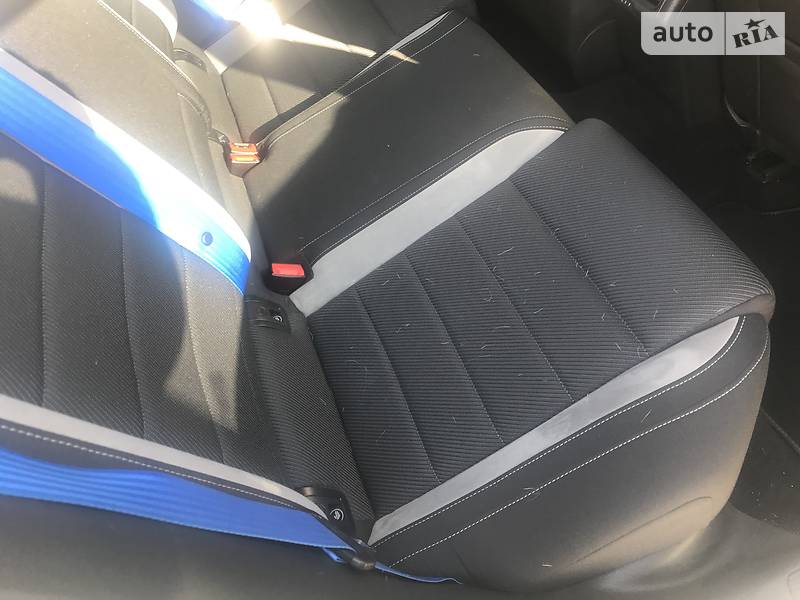 Хетчбек Volkswagen Golf 2015 в Києві