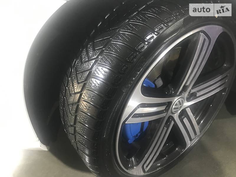 Хетчбек Volkswagen Golf 2015 в Києві