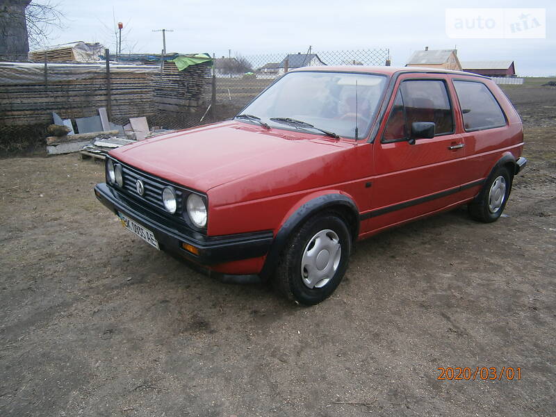 Хетчбек Volkswagen Golf 1985 в Костопілі