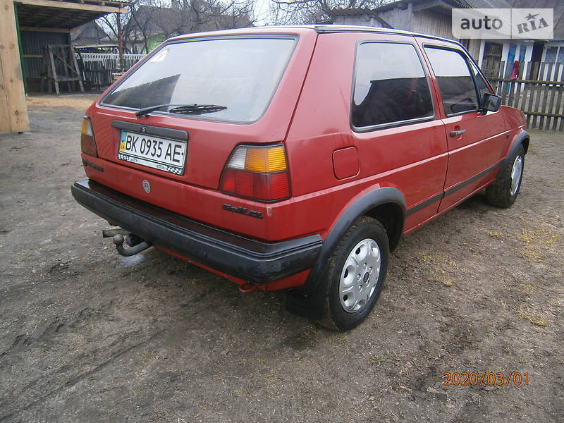 Хетчбек Volkswagen Golf 1985 в Костопілі
