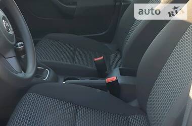 Універсал Volkswagen Golf 2010 в 
