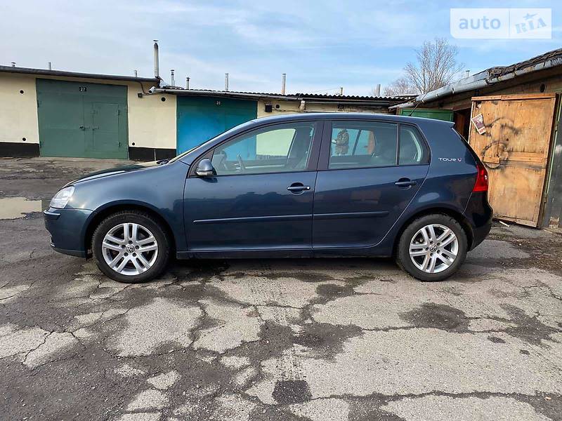 Хэтчбек Volkswagen Golf 2007 в Полтаве