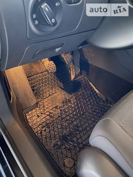 Хэтчбек Volkswagen Golf 2007 в Полтаве