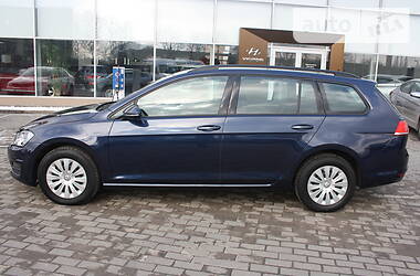 Універсал Volkswagen Golf 2015 в 