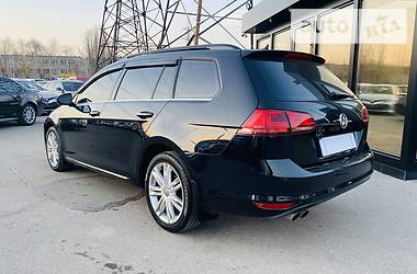 Універсал Volkswagen Golf 2015 в 