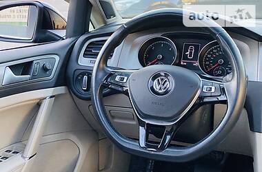 Універсал Volkswagen Golf 2015 в 