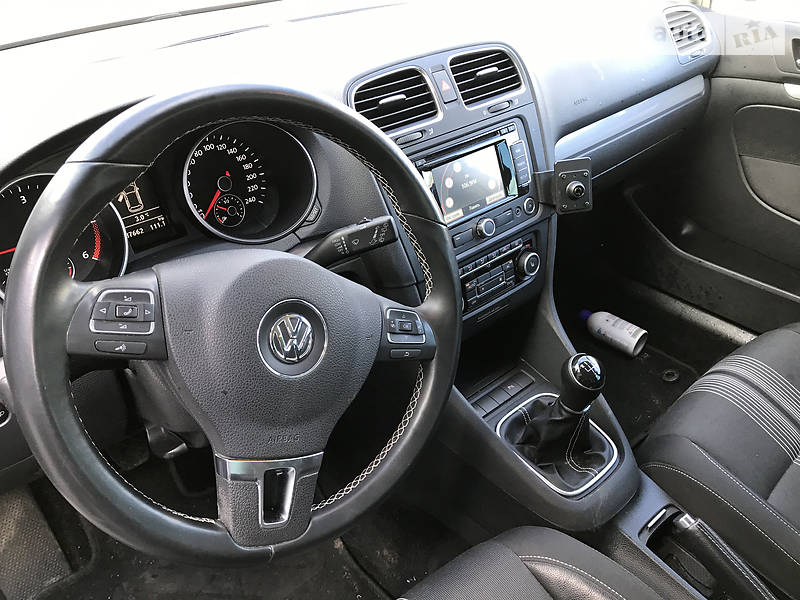 Універсал Volkswagen Golf 2012 в Луцьку