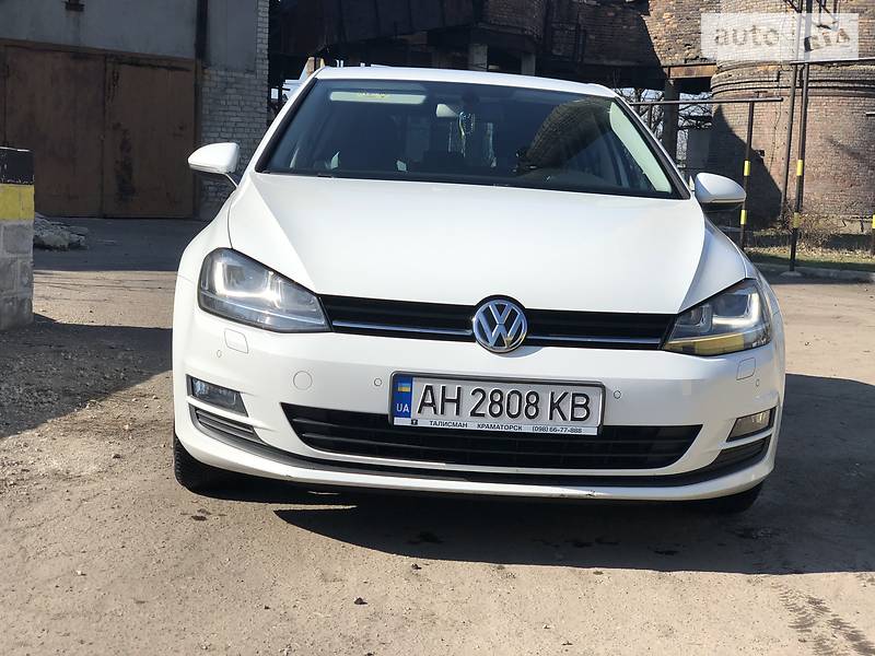 Універсал Volkswagen Golf 2015 в Покровську