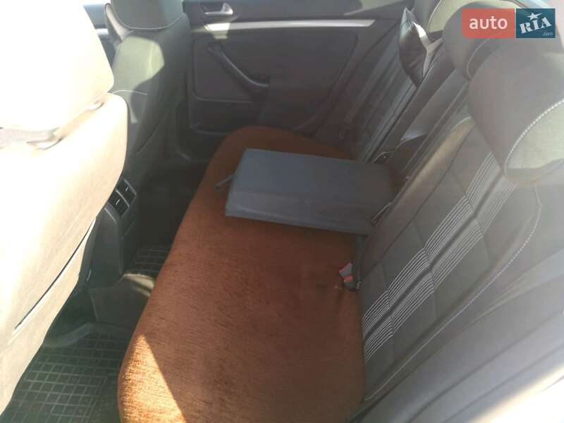 Универсал Volkswagen Golf 2013 в Стрые