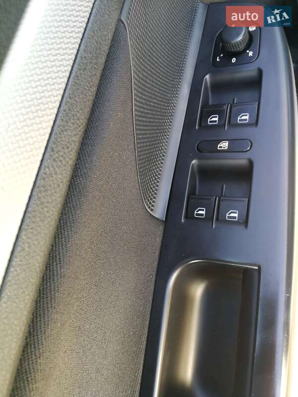 Универсал Volkswagen Golf 2013 в Стрые