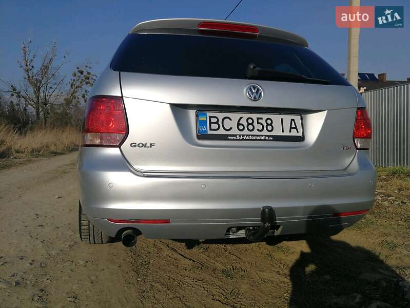 Универсал Volkswagen Golf 2013 в Стрые