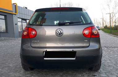 Хетчбек Volkswagen Golf 2007 в 