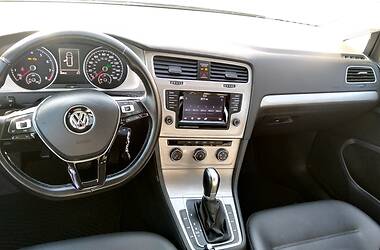 Універсал Volkswagen Golf 2015 в 