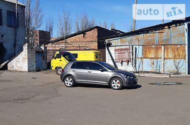 Хэтчбек Volkswagen Golf 2014 в Бахмуте