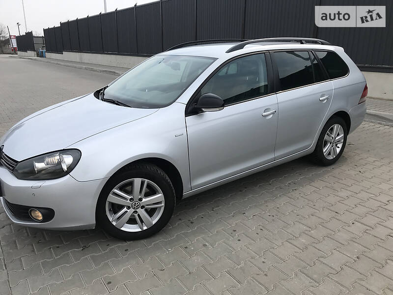 Універсал Volkswagen Golf 2012 в Луцьку