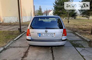 Універсал Volkswagen Golf 2000 в 