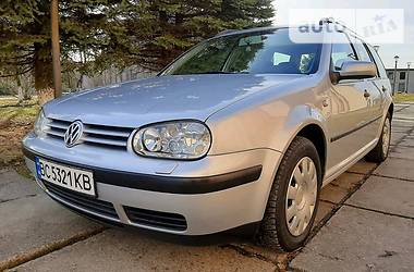 Універсал Volkswagen Golf 2000 в 