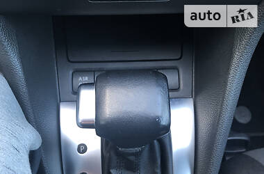 Хетчбек Volkswagen Golf 2010 в 