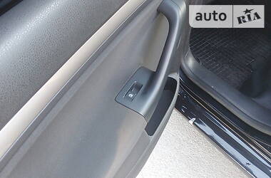 Універсал Volkswagen Golf 2010 в 