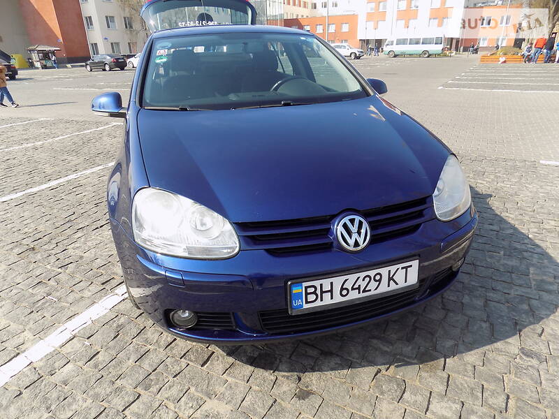 Хетчбек Volkswagen Golf 2007 в 