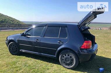 Седан Volkswagen Golf 1999 в 