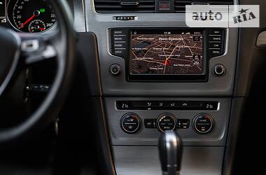Універсал Volkswagen Golf 2016 в 