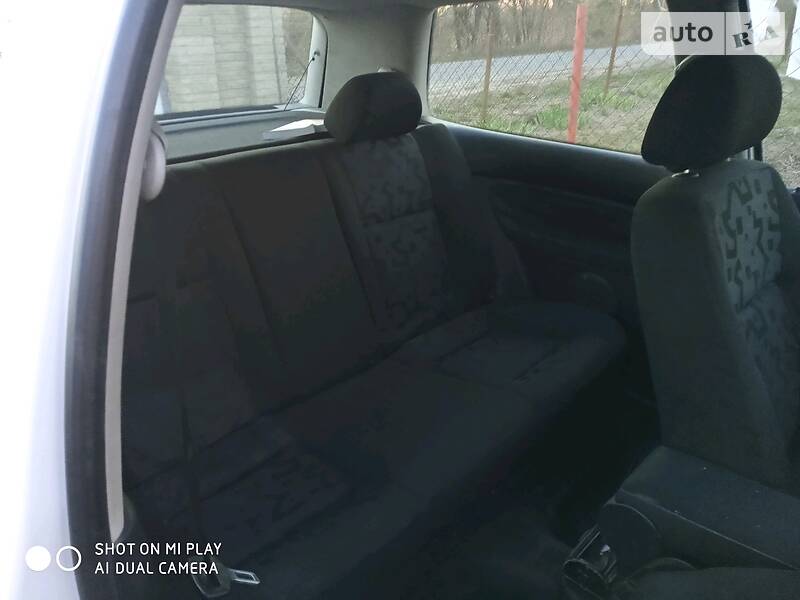 Купе Volkswagen Golf 1998 в Луцьку