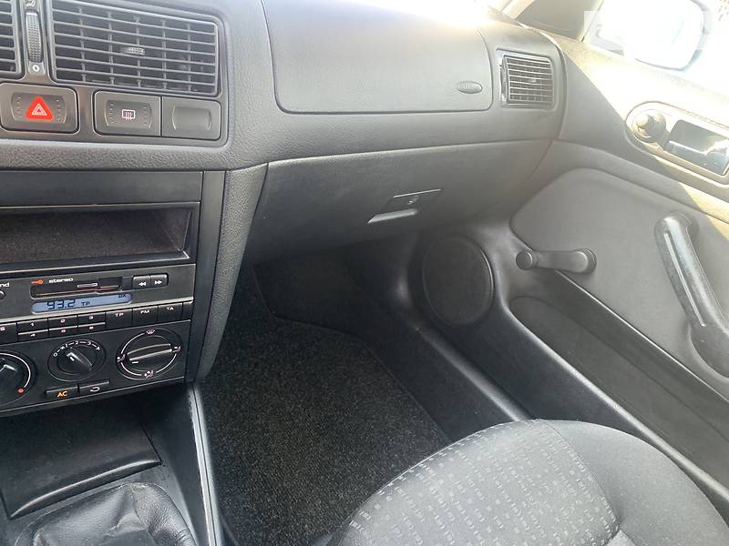 Хэтчбек Volkswagen Golf 2002 в Ивано-Франковске фото 62 Хэтчбек Volkswagen Golf 2002 в Ивано-Франковске