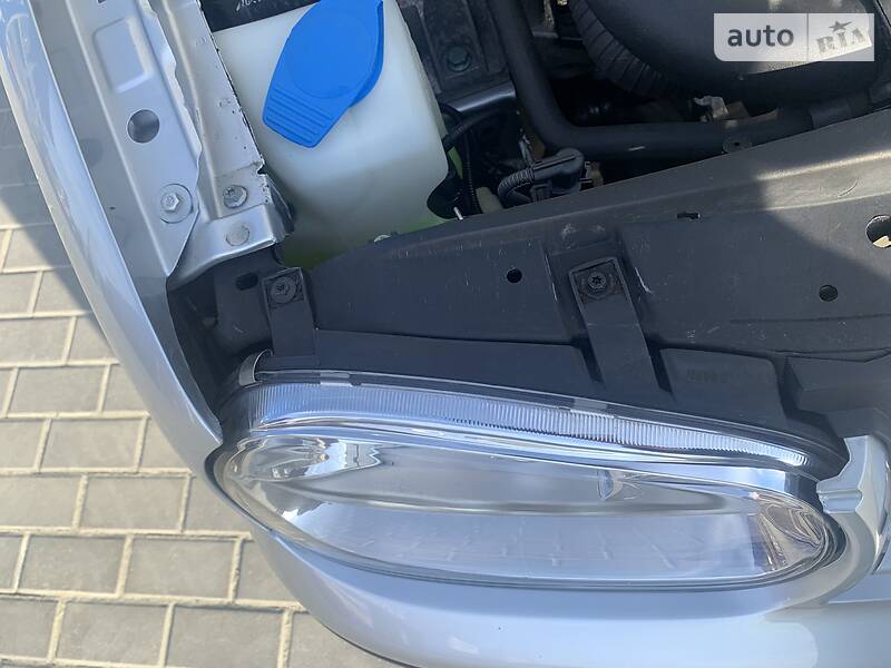 Хэтчбек Volkswagen Golf 2002 в Ивано-Франковске фото 89 Хэтчбек Volkswagen Golf 2002 в Ивано-Франковске