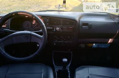 Хетчбек Volkswagen Golf 1994 в 