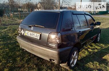 Хетчбек Volkswagen Golf 1994 в 