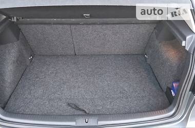 Хетчбек Volkswagen Golf 2005 в 