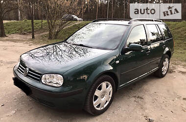 Універсал Volkswagen Golf 2001 в 