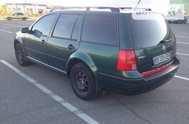 Універсал Volkswagen Golf 2001 в 