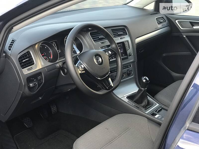 Універсал Volkswagen Golf 2014 в Стрию