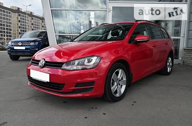 Універсал Volkswagen Golf 2015 в 