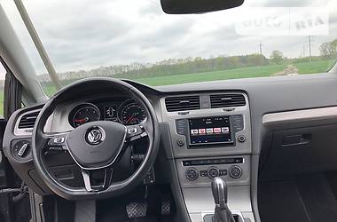 Універсал Volkswagen Golf 2017 в 