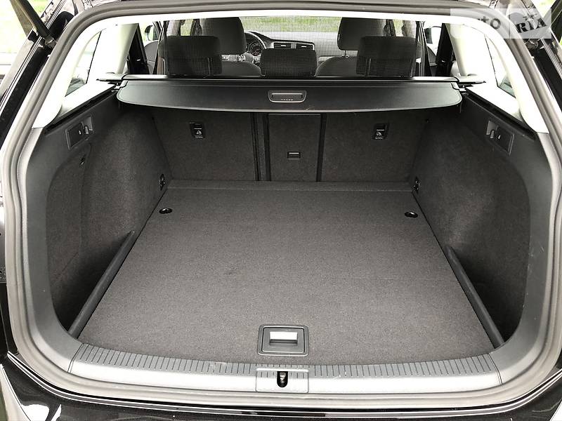 Универсал Volkswagen Golf 2017 в Киеве