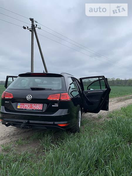 Универсал Volkswagen Golf 2017 в Киеве
