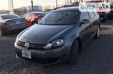 Універсал Volkswagen Golf 2014 в 