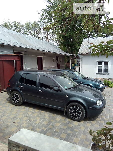 Хетчбек Volkswagen Golf 2000 в Підволочиську