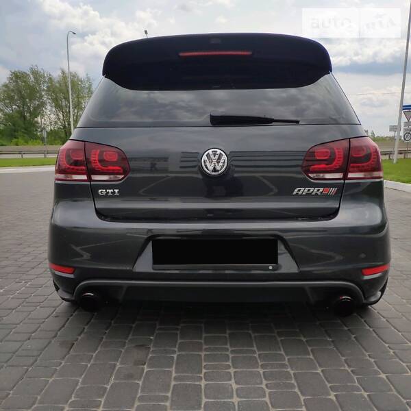 Хетчбек Volkswagen Golf 2012 в Києві