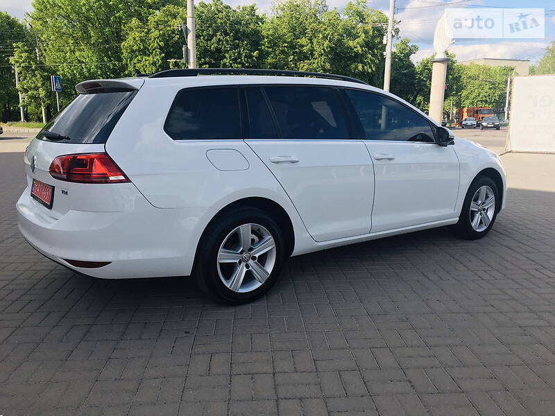 Універсал Volkswagen Golf 2015 в Рівному фото Універсал Volkswagen Golf 2015 в Рівному