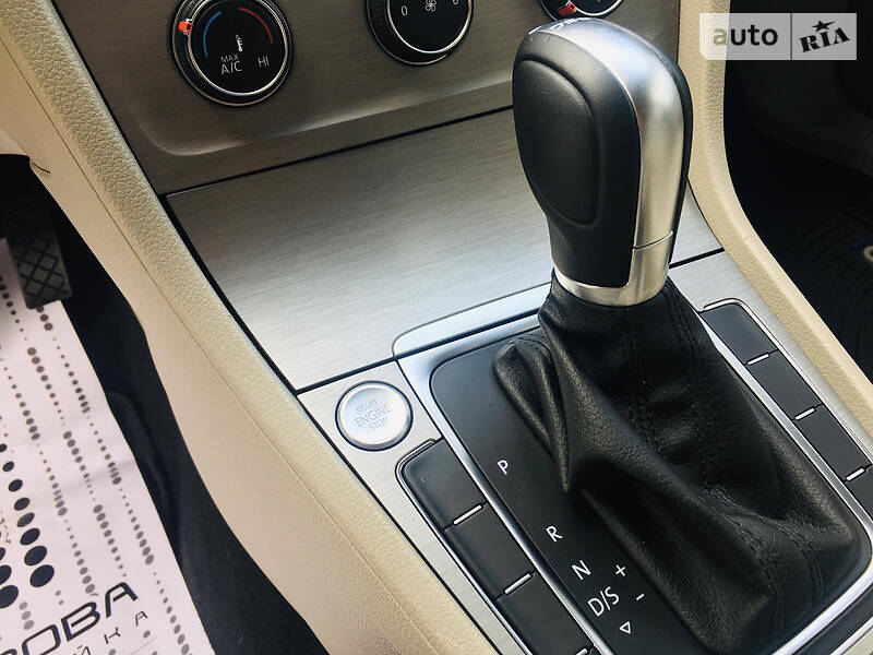 Універсал Volkswagen Golf 2015 в Рівному фото 33 Універсал Volkswagen Golf 2015 в Рівному