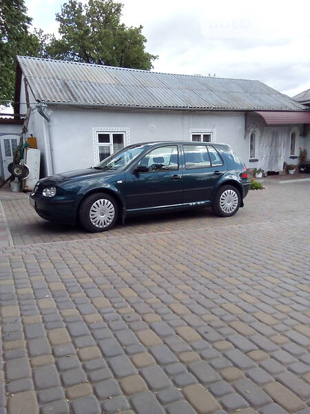 Хетчбек Volkswagen Golf 2000 в Підволочиську