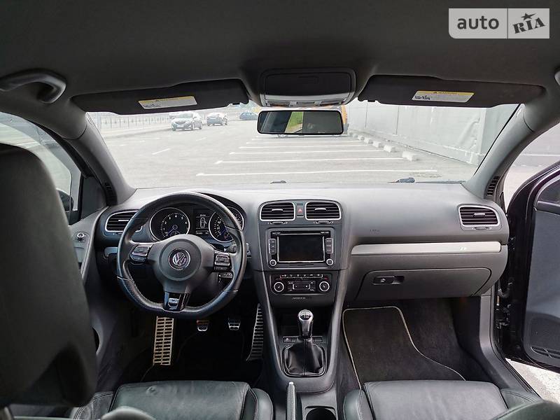 Хетчбек Volkswagen Golf 2011 в Києві